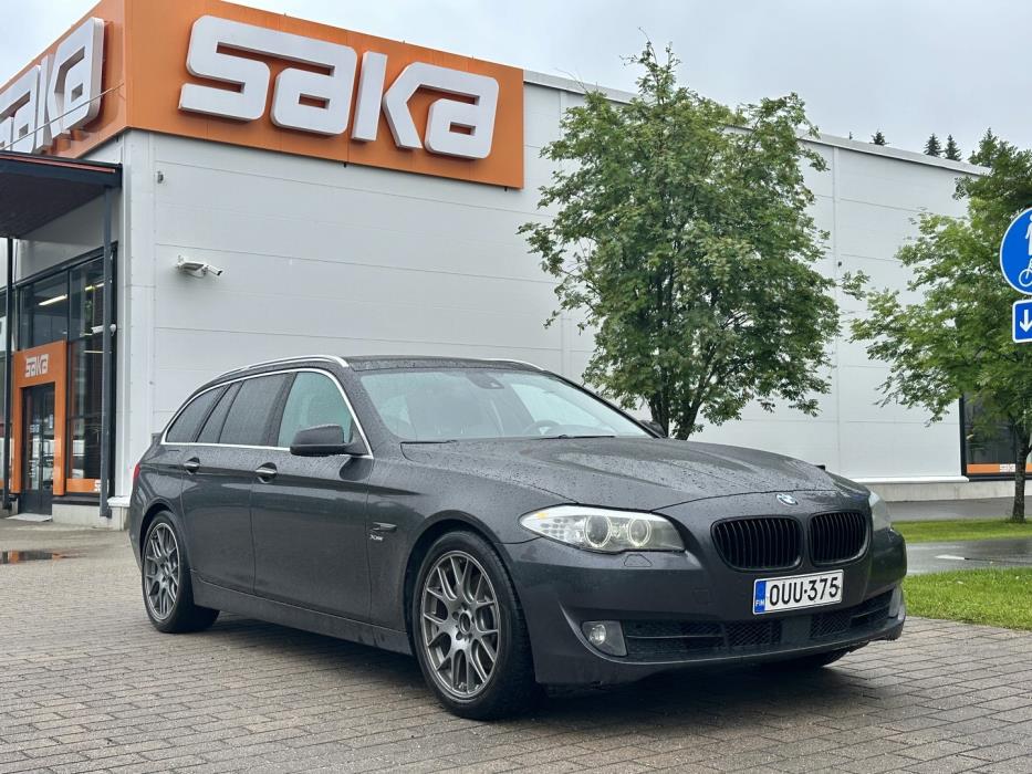 BMW 530 2011
