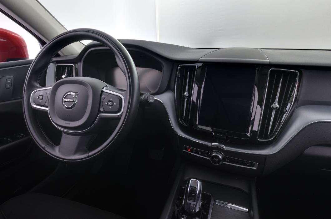 VOLVO XC60 2019