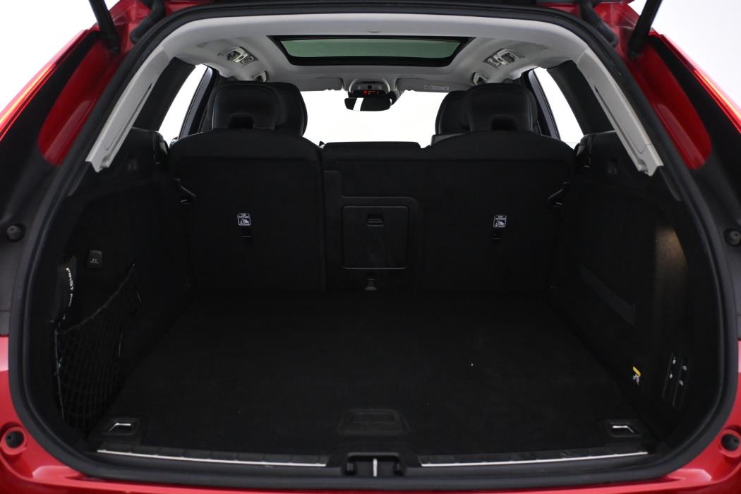 VOLVO XC60 2019