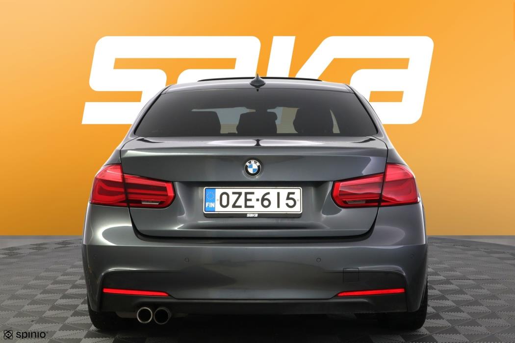 BMW 330 2017