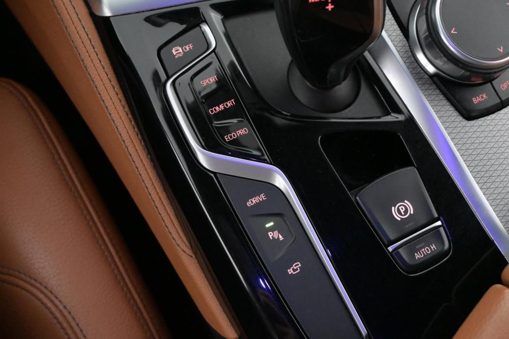 BMW 530 2019