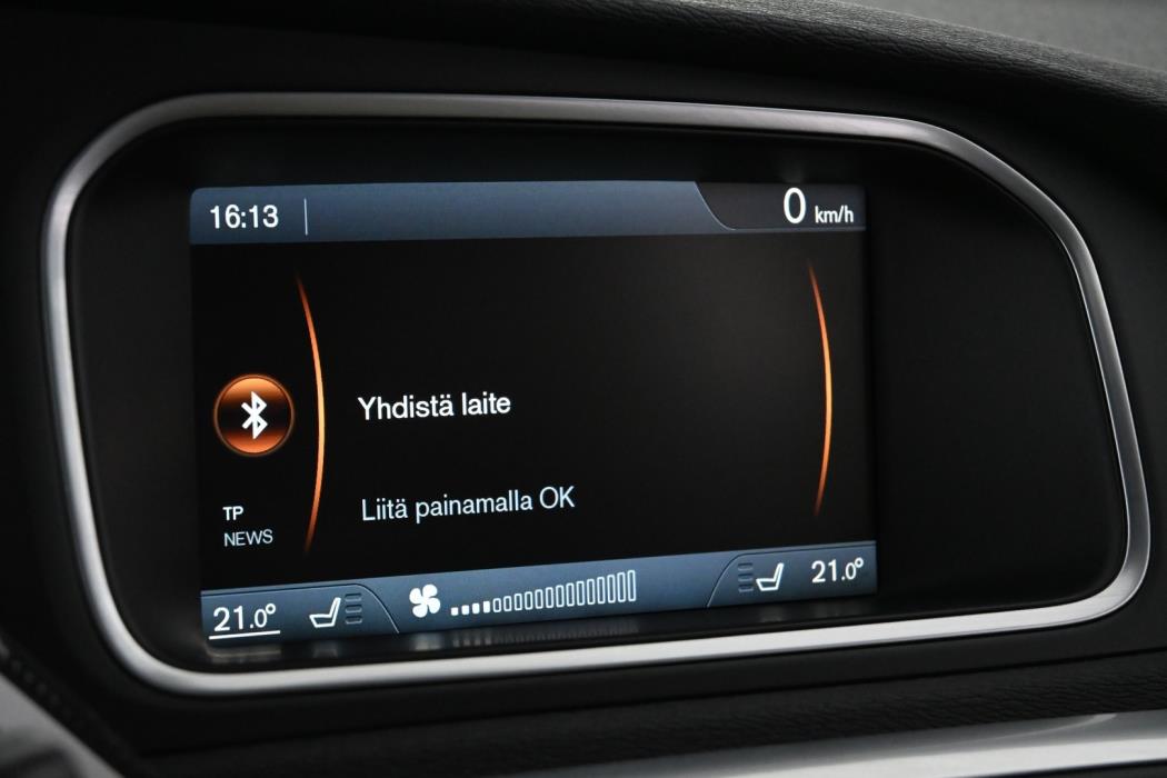VOLVO V40 Cross Country 2013
