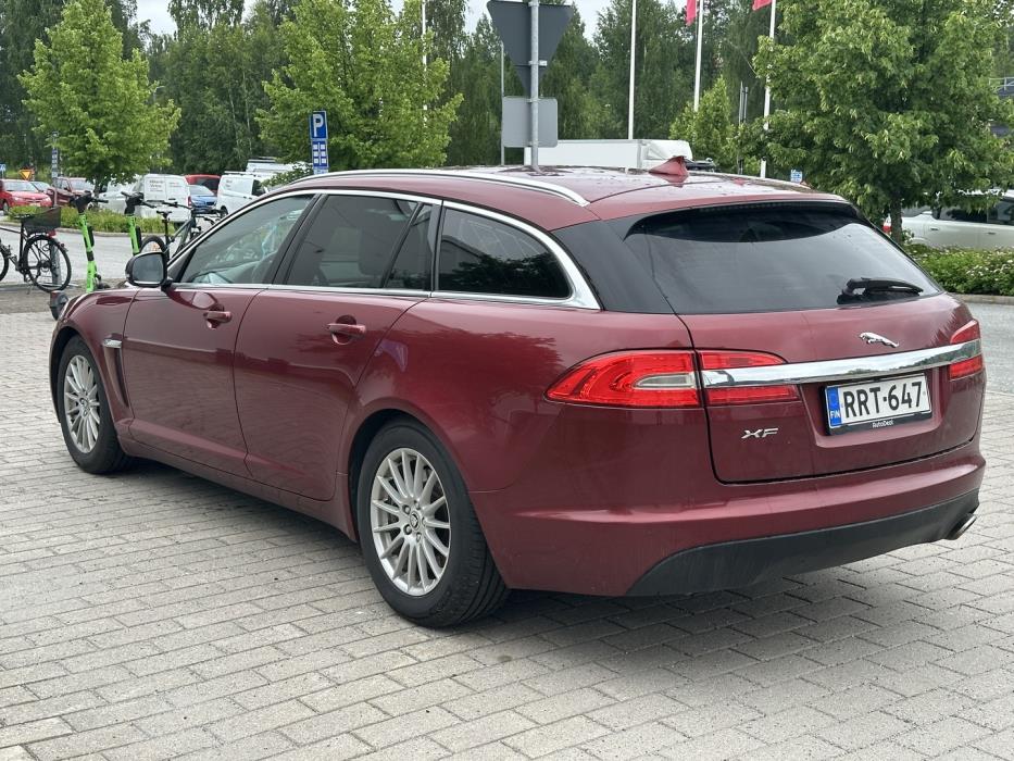 JAGUAR XF 2013
