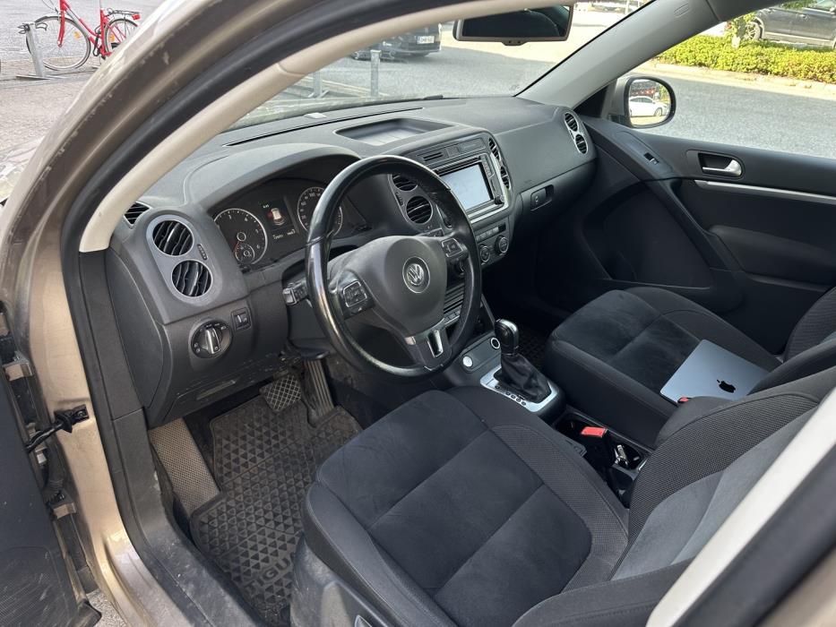 VOLKSWAGEN Tiguan 2016