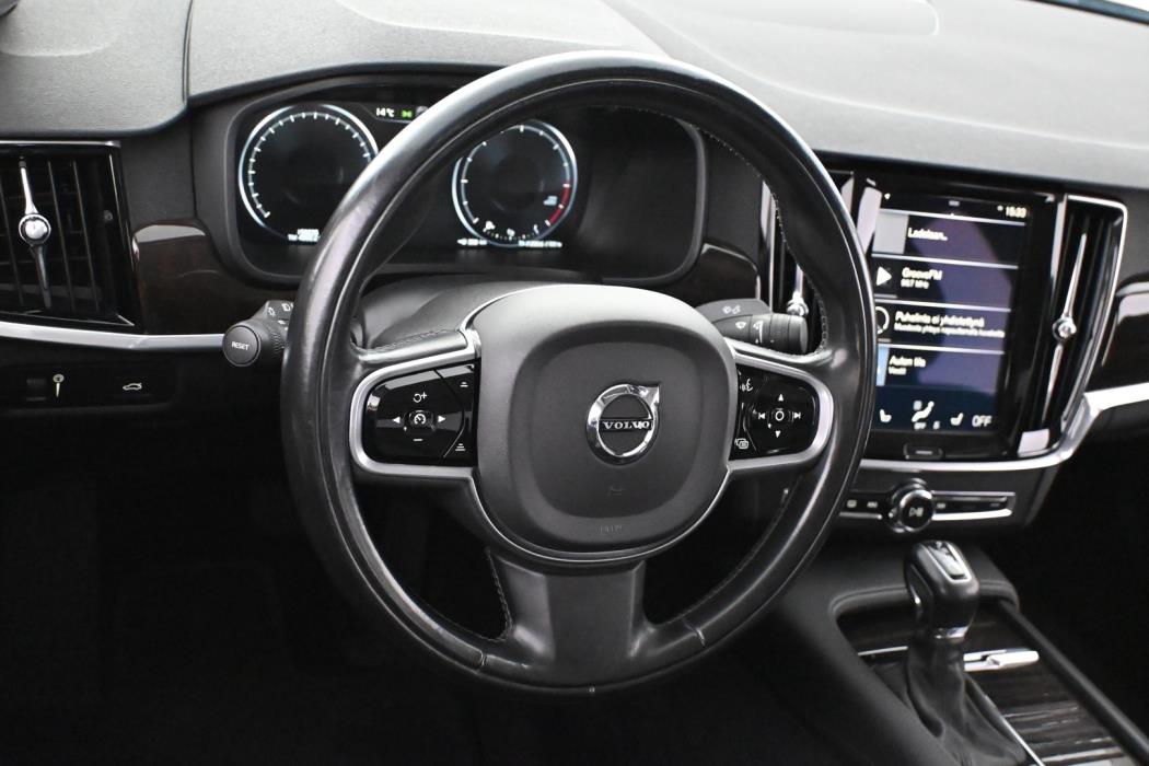 VOLVO S90 2017