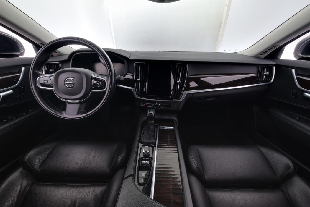 VOLVO S90 2017