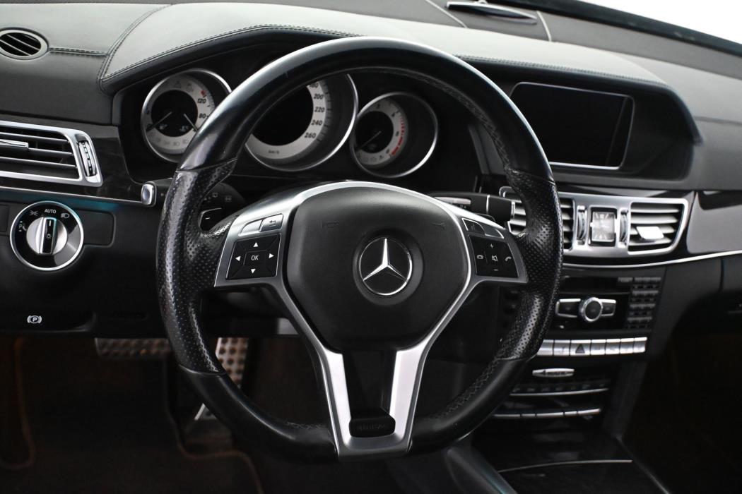 MERCEDES-BENZ E 2014