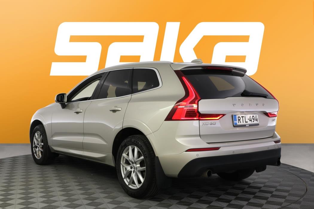 VOLVO XC60 2018