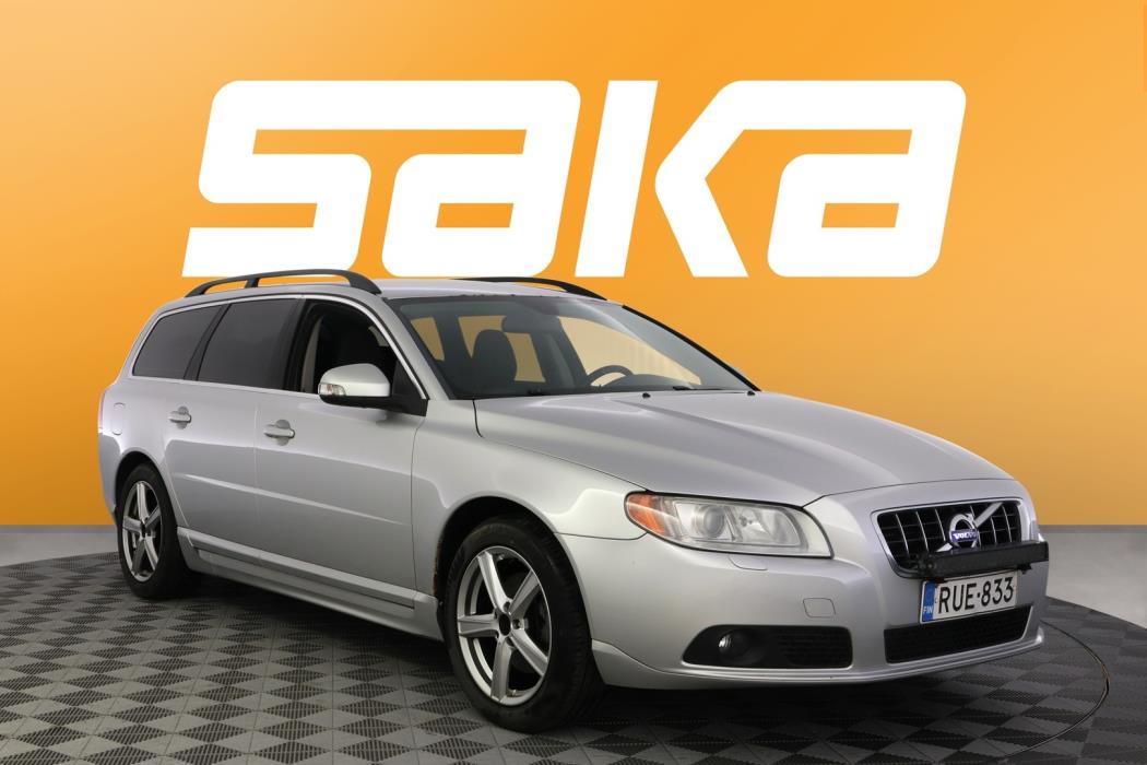 VOLVO V70 2009