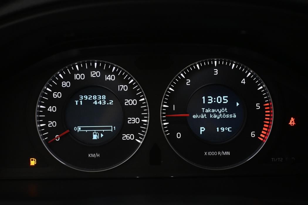 VOLVO V70 2009