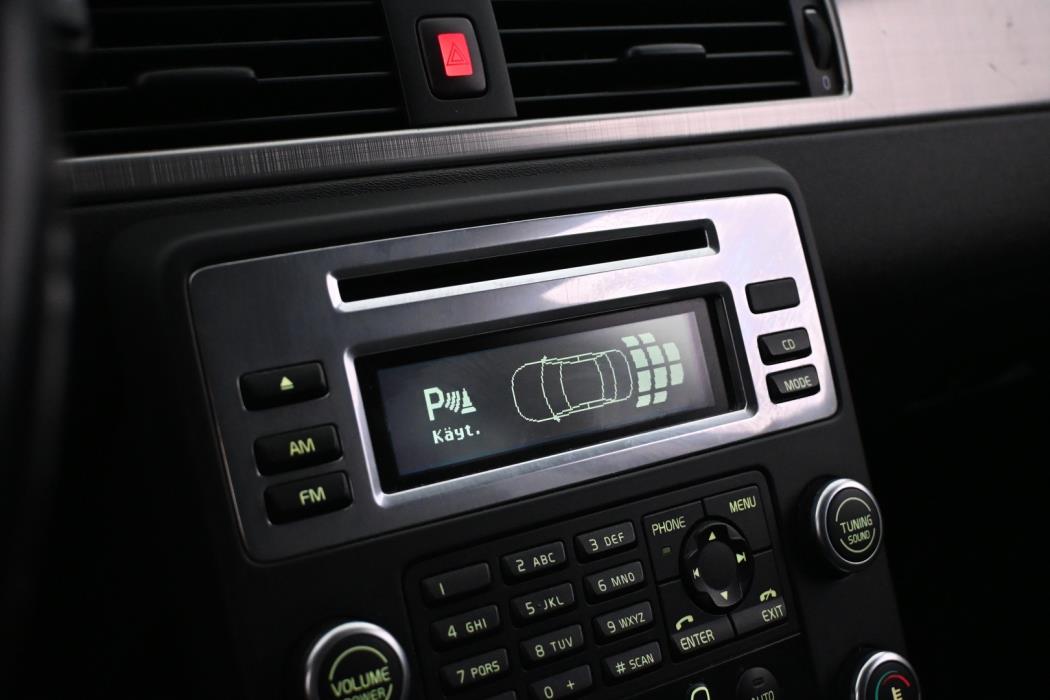 VOLVO V70 2009