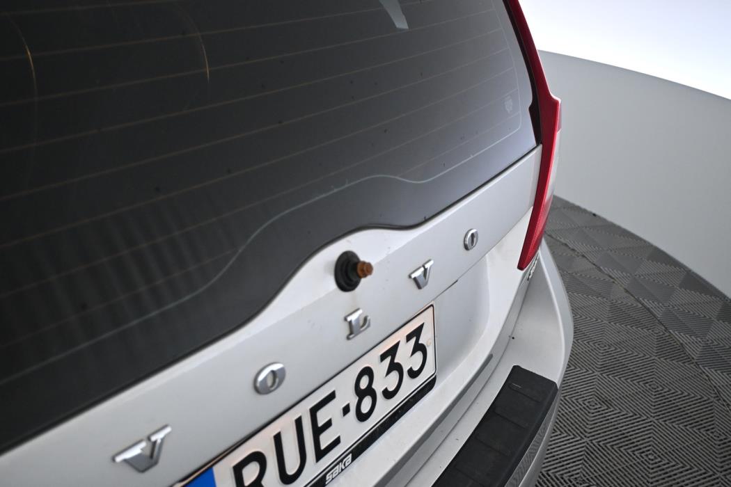 VOLVO V70 2009