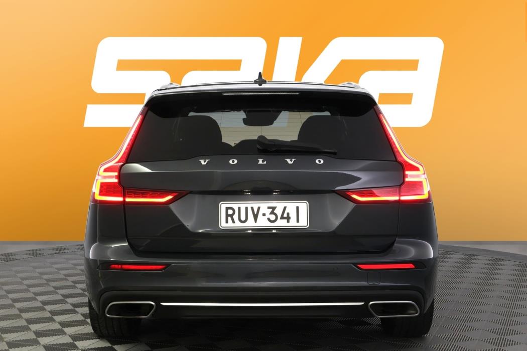 VOLVO V60 2019
