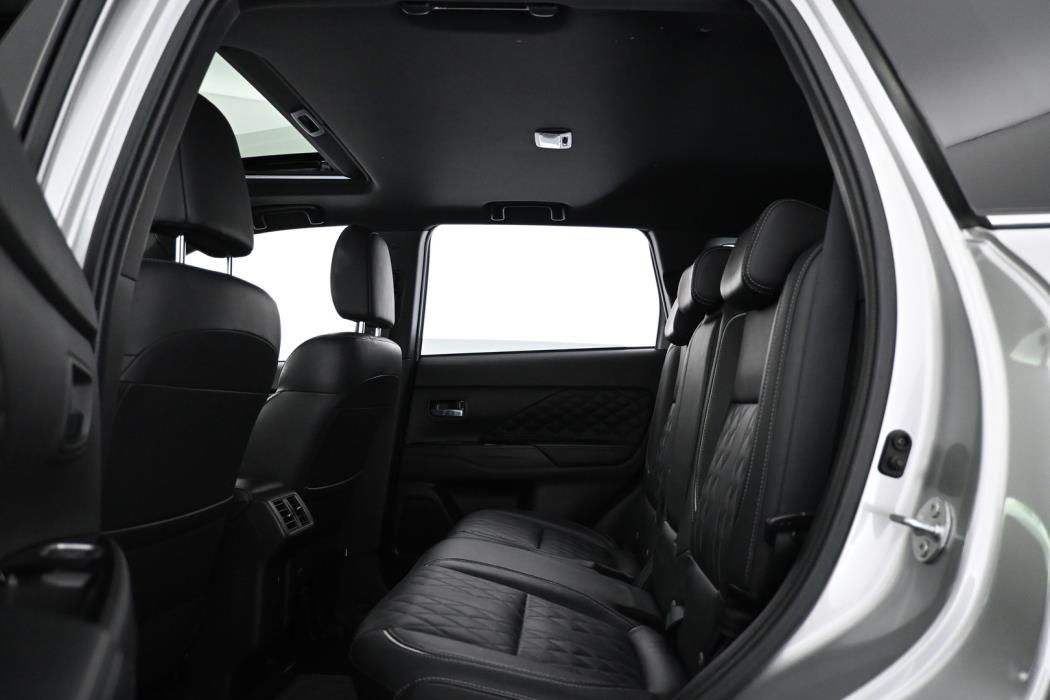 MITSUBISHI Outlander 2019