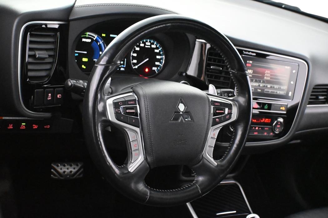 MITSUBISHI Outlander 2019