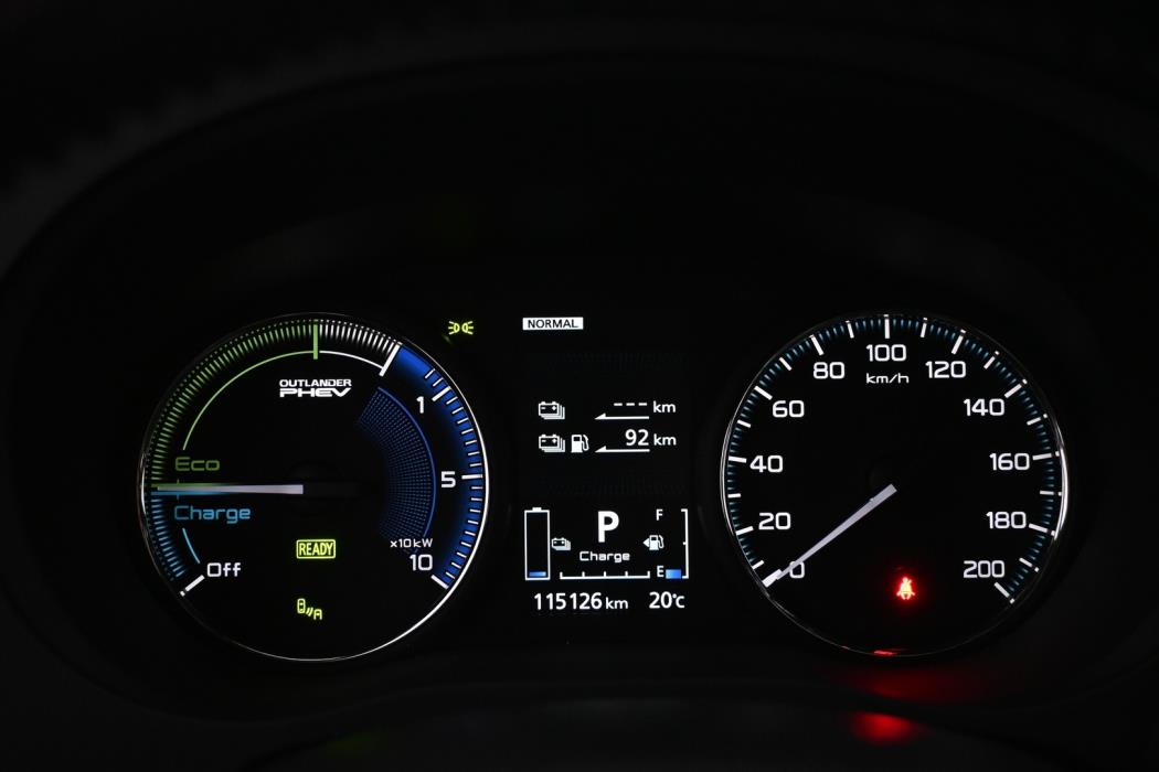 MITSUBISHI Outlander 2019