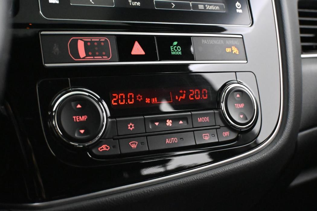 MITSUBISHI Outlander 2019