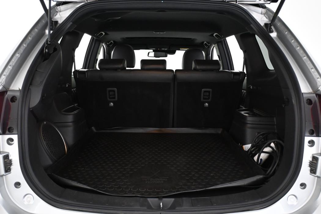 MITSUBISHI Outlander 2019