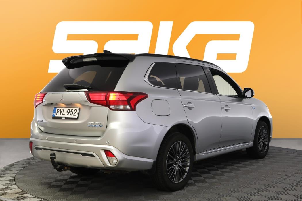 MITSUBISHI Outlander 2019