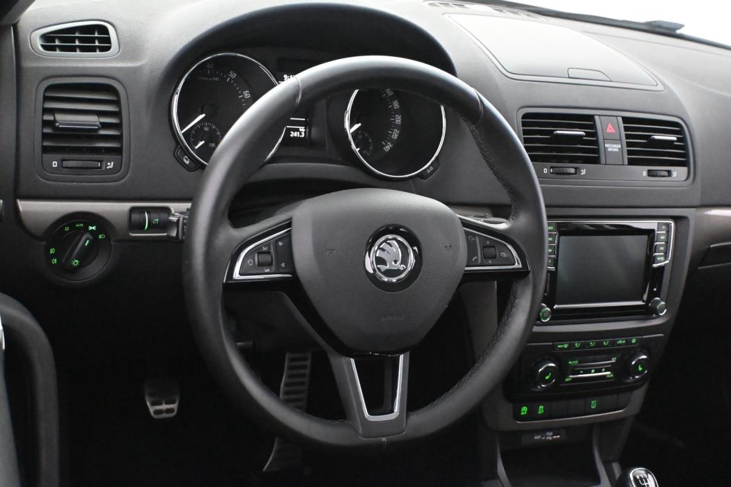 SKODA Yeti 2017