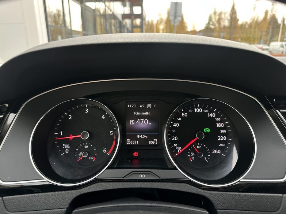 VOLKSWAGEN Passat 2017