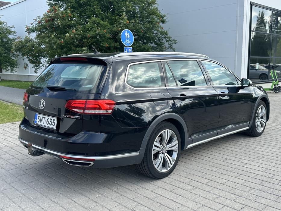 VOLKSWAGEN Passat 2016