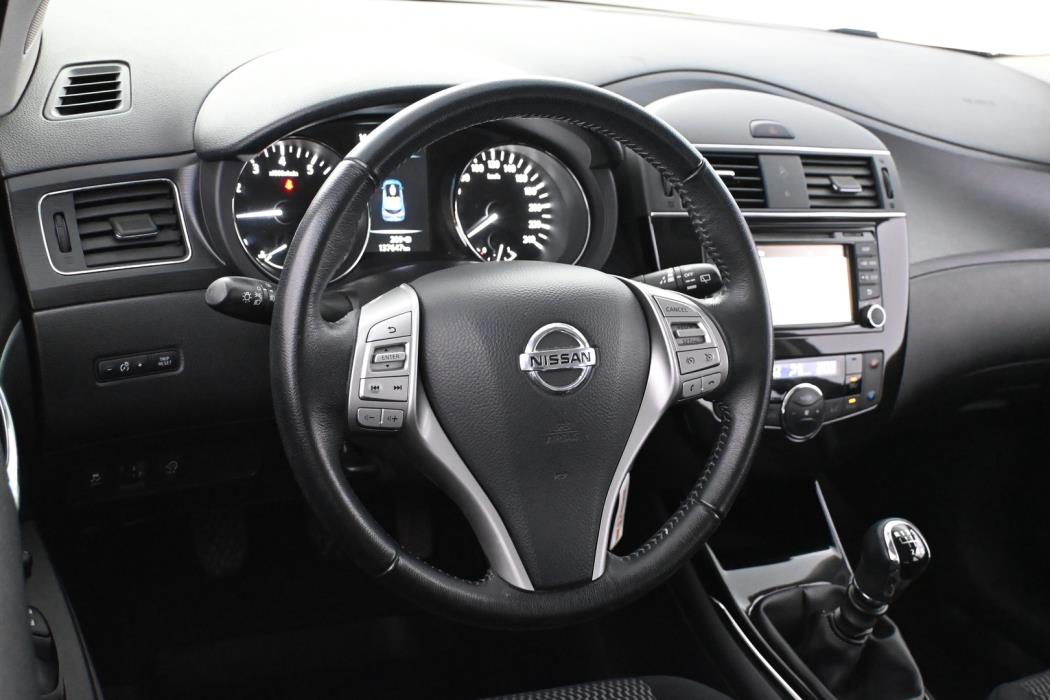 NISSAN Pulsar 2015