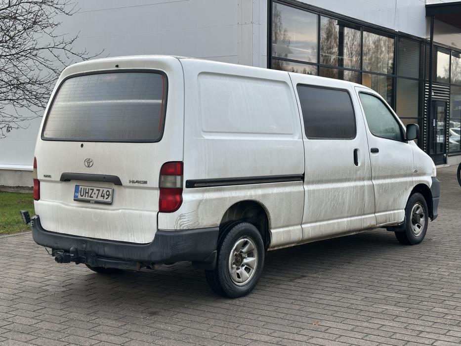 TOYOTA Hiace 2007