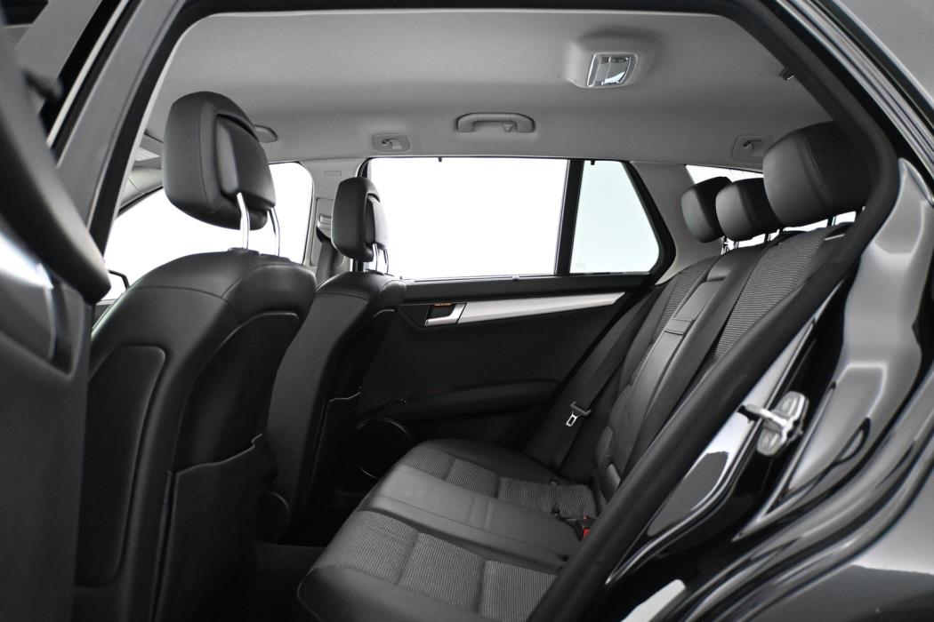 MERCEDES-BENZ C 2012
