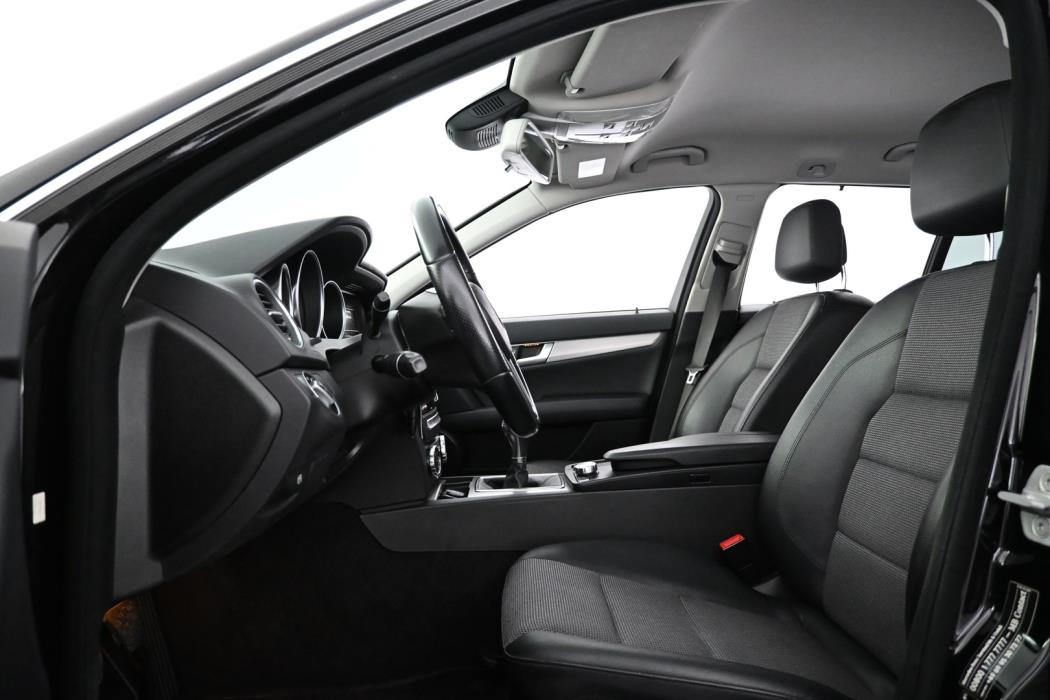 MERCEDES-BENZ C 2012