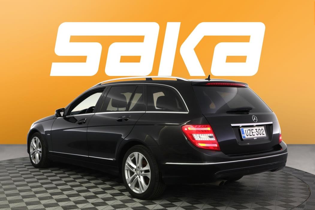 MERCEDES-BENZ C 2012