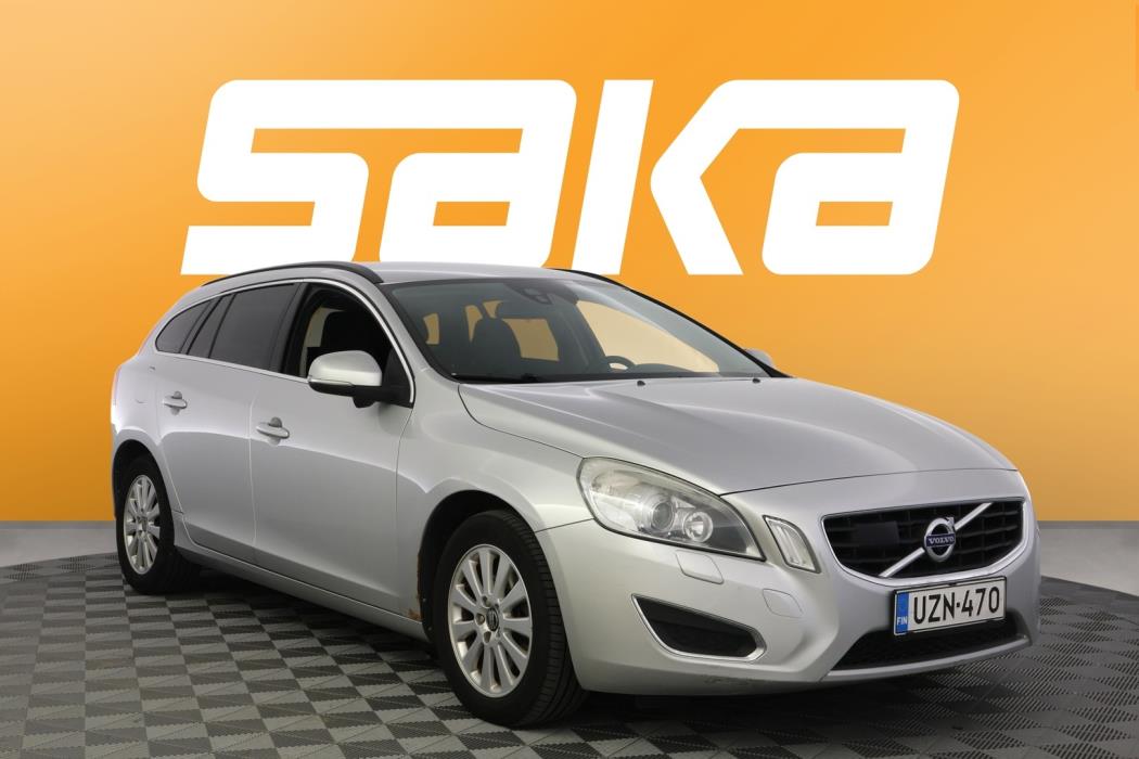 VOLVO V60 2011