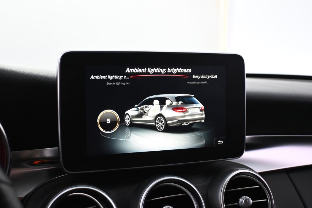 MERCEDES-BENZ C 2015