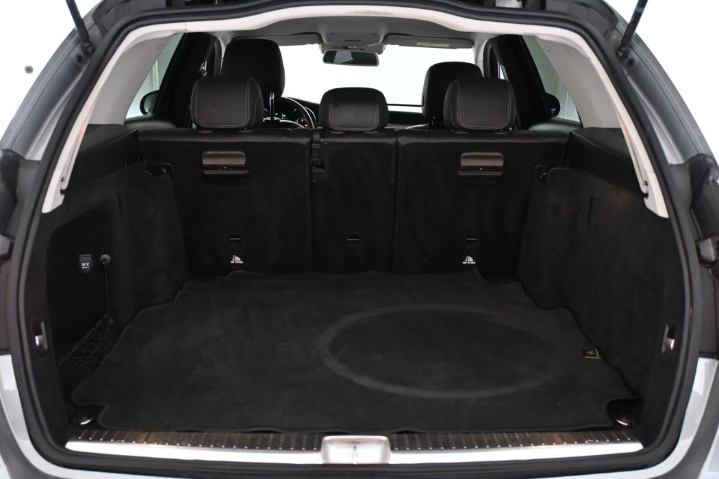 MERCEDES-BENZ C 2015