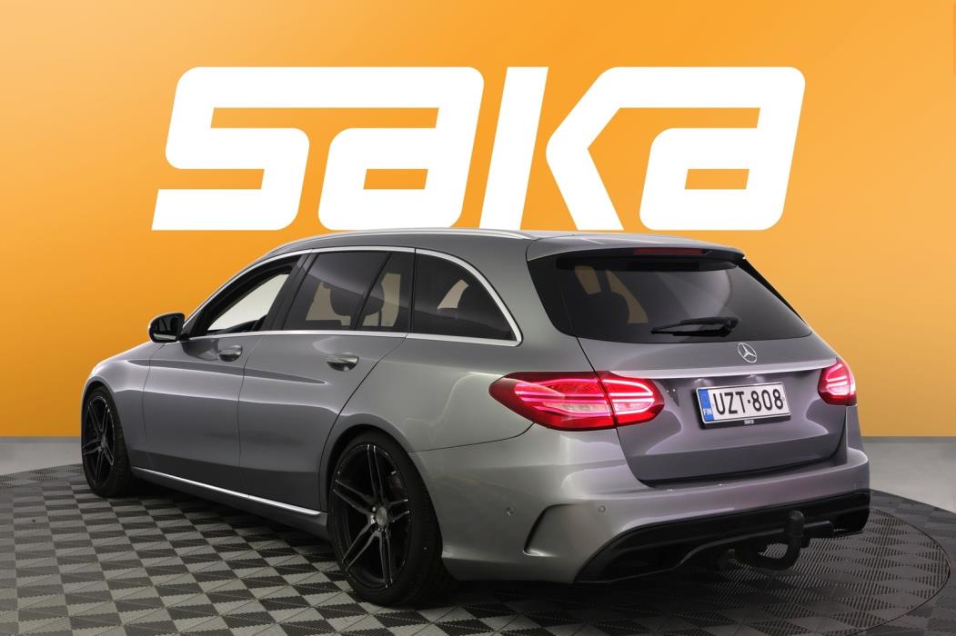 MERCEDES-BENZ C 2015