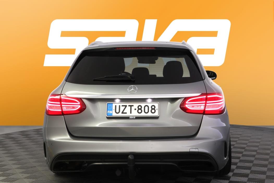 MERCEDES-BENZ C 2015