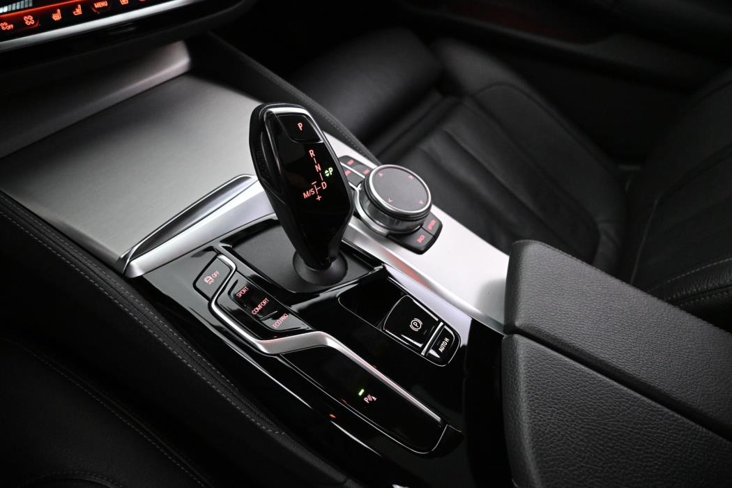 BMW 530 2021