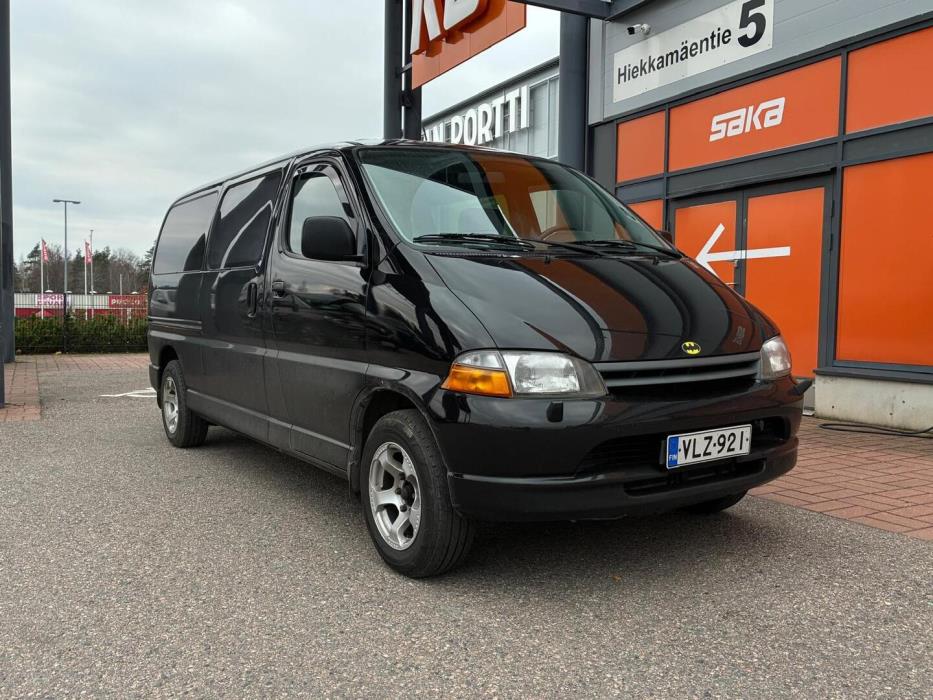 TOYOTA Hiace 2001