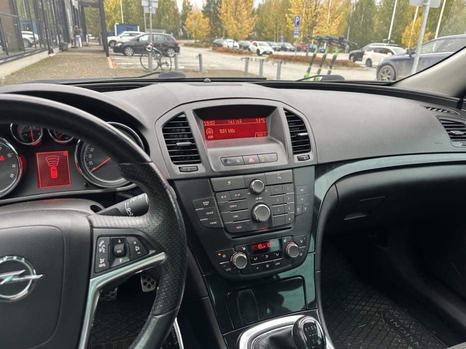 OPEL Insignia 2013