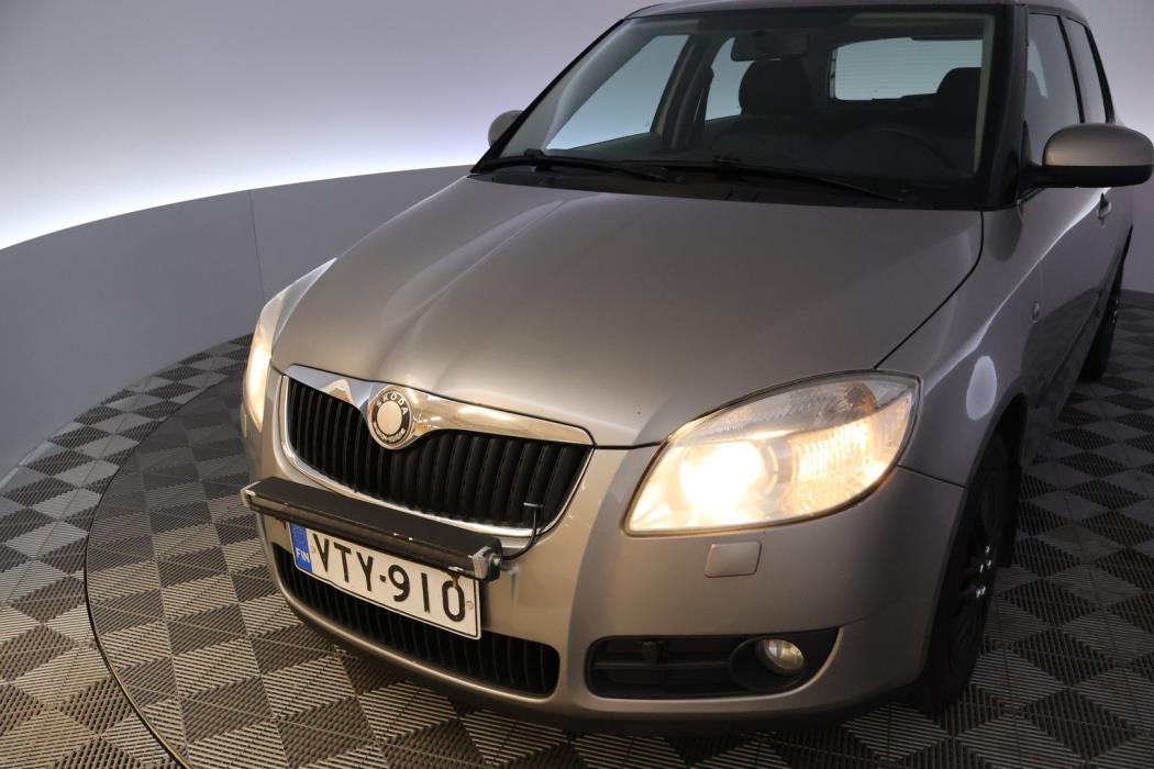 SKODA Fabia 2009