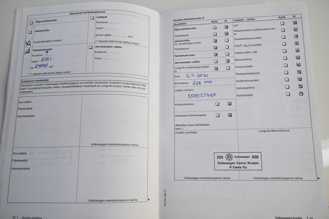 VOLKSWAGEN Golf 2012