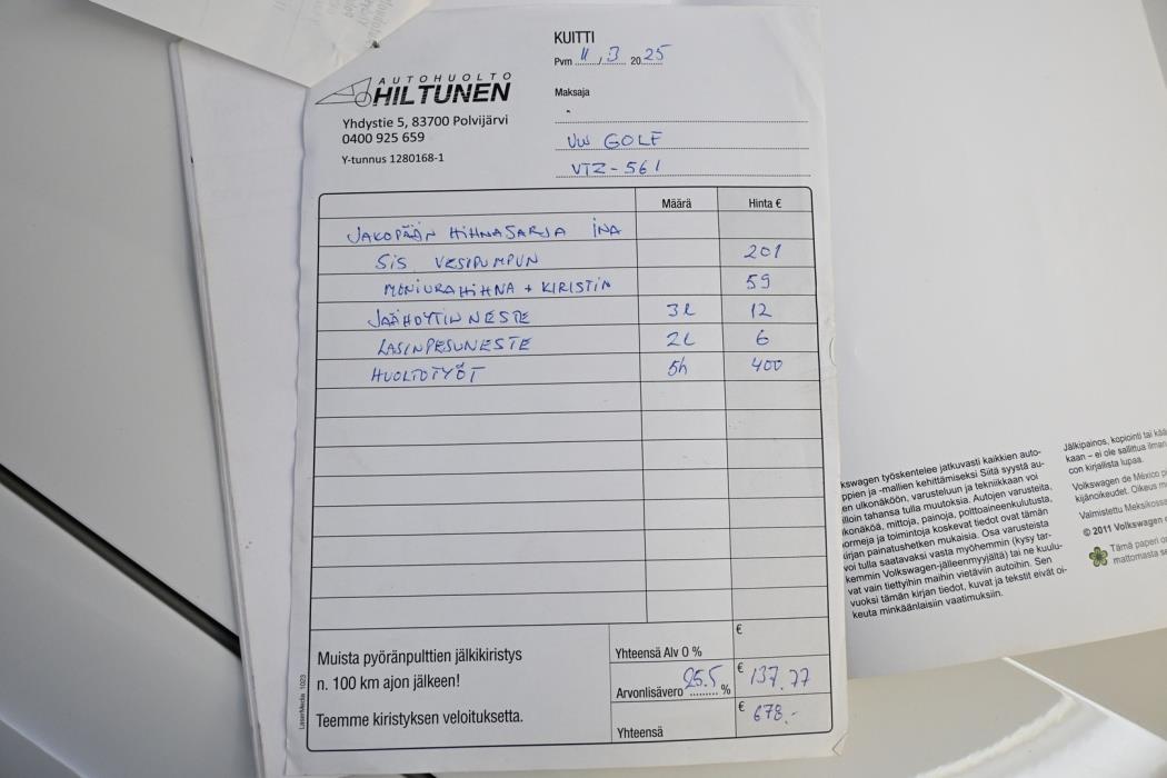 VOLKSWAGEN Golf 2012