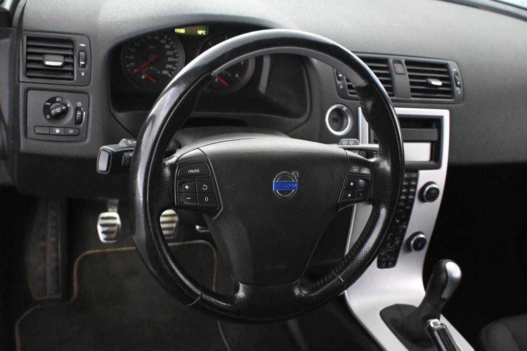 VOLVO V50 2012