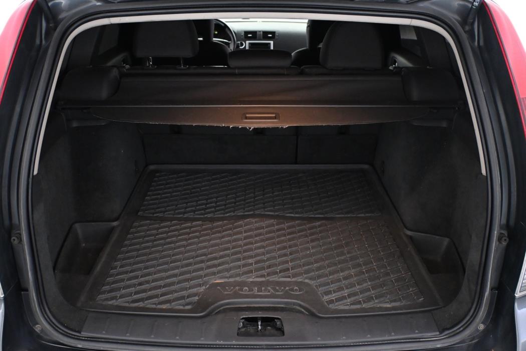 VOLVO V50 2012