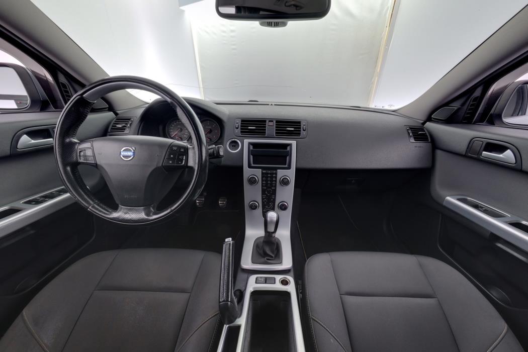 VOLVO V50 2012