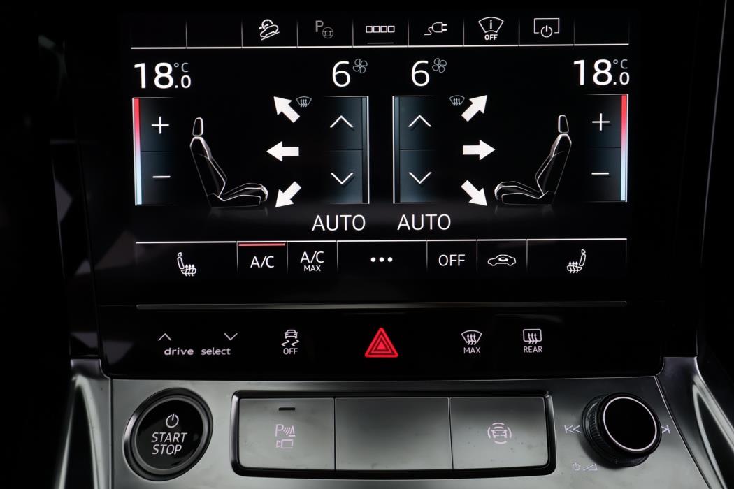 AUDI e-tron 2023