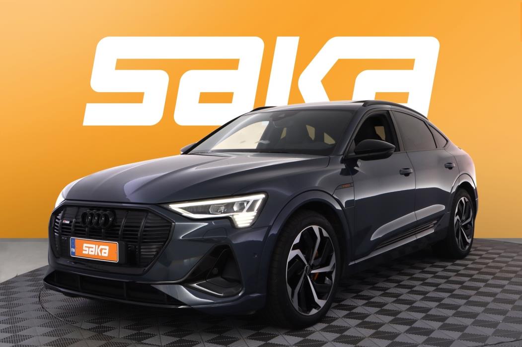 AUDI e-tron 2023