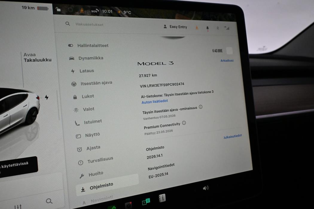 TESLA Model 3 2023