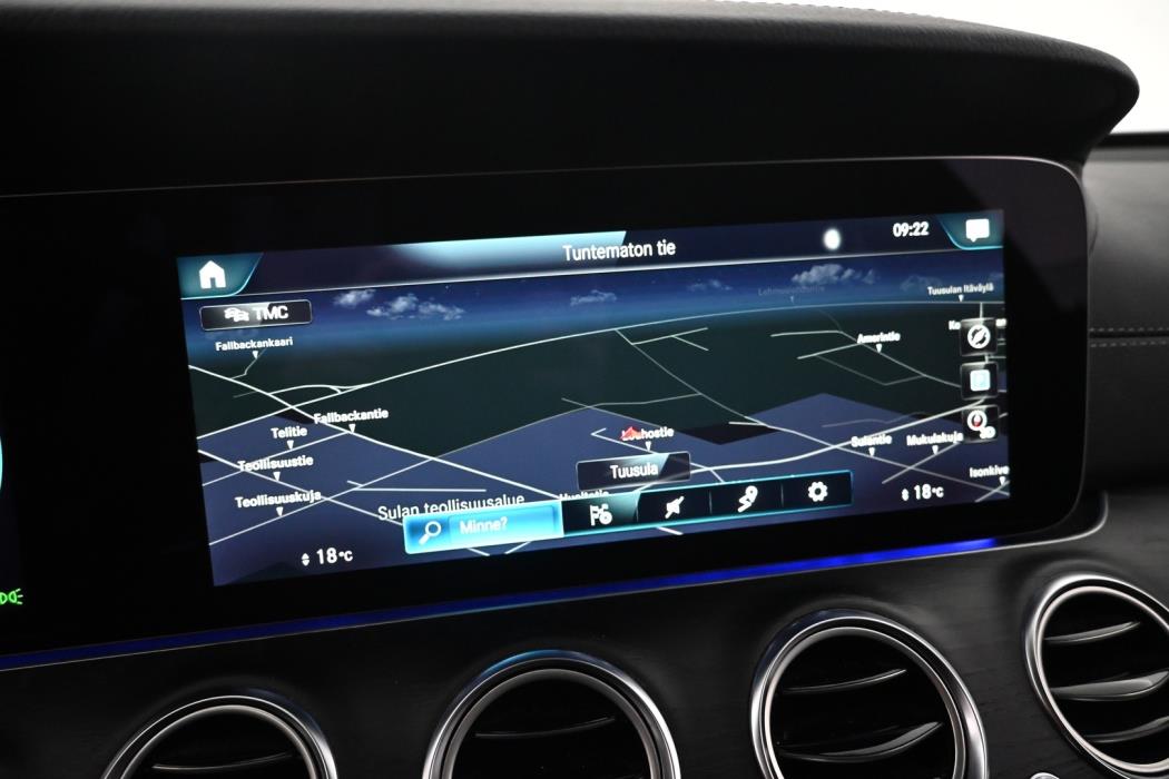 MERCEDES-BENZ E 2022