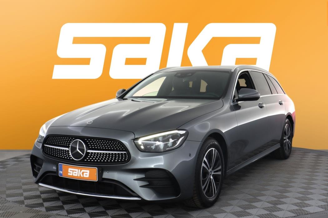 MERCEDES-BENZ E 2022